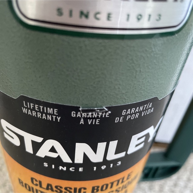 Stanley(スタンレー)の【新品】STANLEY スタンレー 1.32L ステンレス 水筒 アウトドア スポーツ/アウトドアのアウトドア(その他)の商品写真