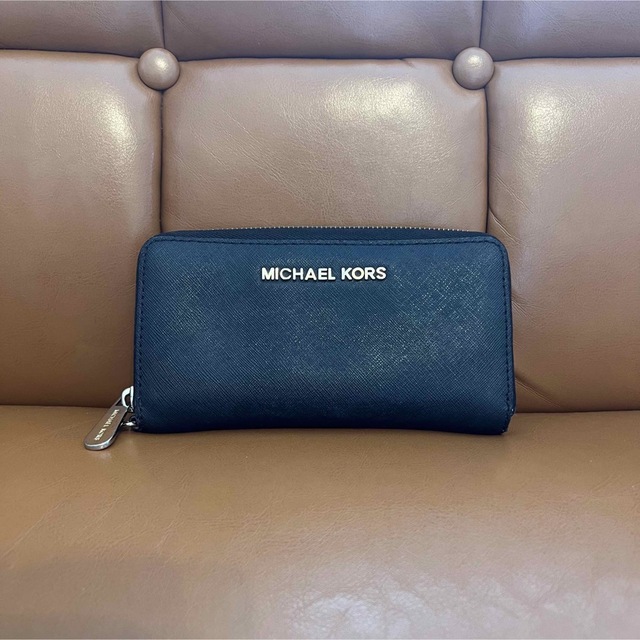 Michael Kors(マイケルコース)のMICHEAL KORS 長財布(ドル札) レディースのファッション小物(財布)の商品写真