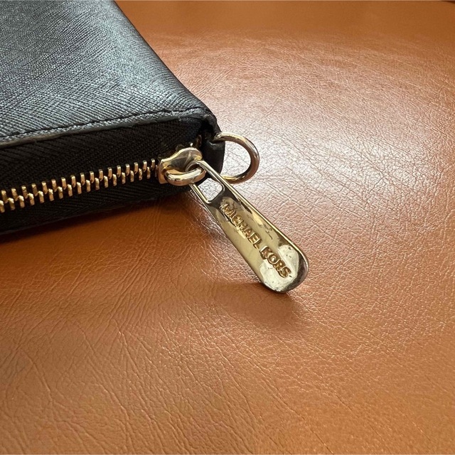 Michael Kors(マイケルコース)のMICHEAL KORS 長財布(ドル札) レディースのファッション小物(財布)の商品写真