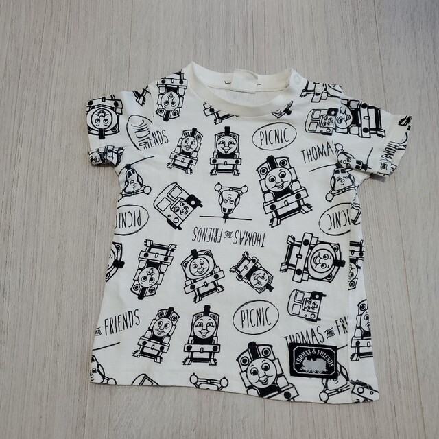 babyGAP(ベビーギャップ)の90サイズ★Tシャツ　セット売り キッズ/ベビー/マタニティのキッズ服男の子用(90cm~)(Tシャツ/カットソー)の商品写真