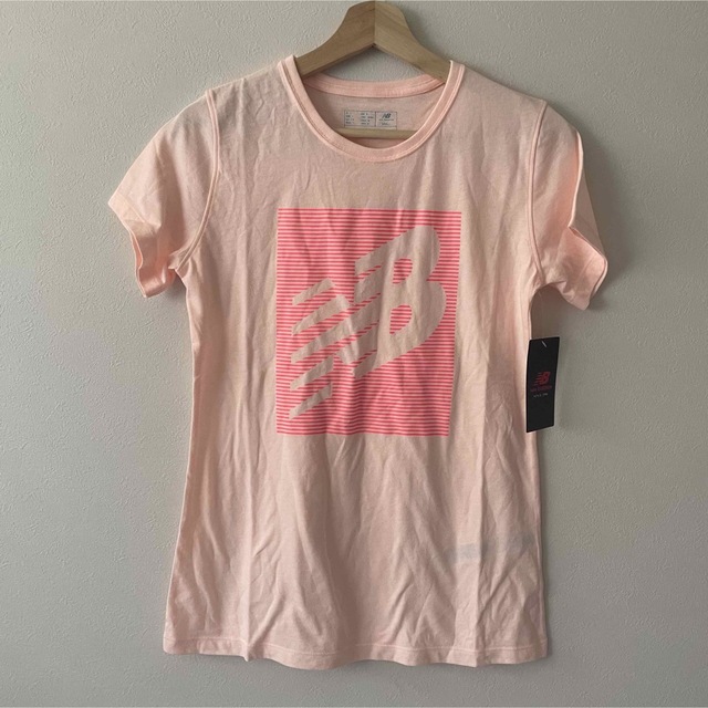 New Balance(ニューバランス)の新品未使用★ニューバランス Tシャツ レディースのトップス(Tシャツ(半袖/袖なし))の商品写真