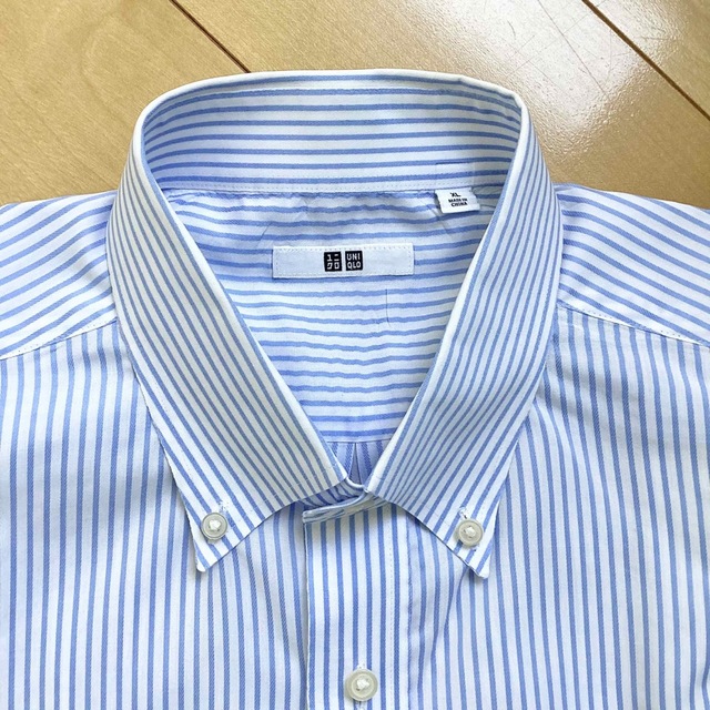 UNIQLO(ユニクロ)のユニクロ　ドライイージーケア　ストライプシャツ　ボタンダウン　半袖　XL メンズのトップス(シャツ)の商品写真