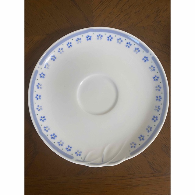 Noritake(ノリタケ)のNoritake ノリタケ　カップ&ソーサー　ラブロマンス　新品　2客 インテリア/住まい/日用品のキッチン/食器(グラス/カップ)の商品写真