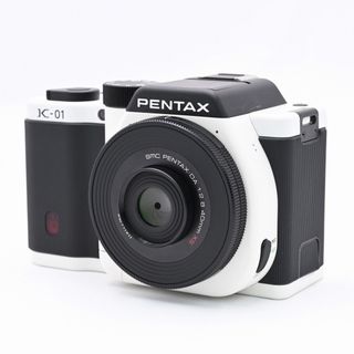 ペンタックス(PENTAX)のPENTAX K-01 レンズキット ホワイト/ブラック(ミラーレス一眼)