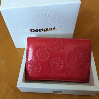 デシグアル(DESIGUAL)のDesigual　折り財布　美品(財布)