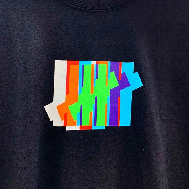 UNDEFEATED(アンディフィーテッド)の⭐︎タグ付き新品未着用⭐︎ Undefeated Tシャツ デッドストック メンズのトップス(Tシャツ/カットソー(半袖/袖なし))の商品写真