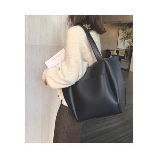 Chaco closet  /  フェイクレザービッグトートバッグ(トートバッグ)