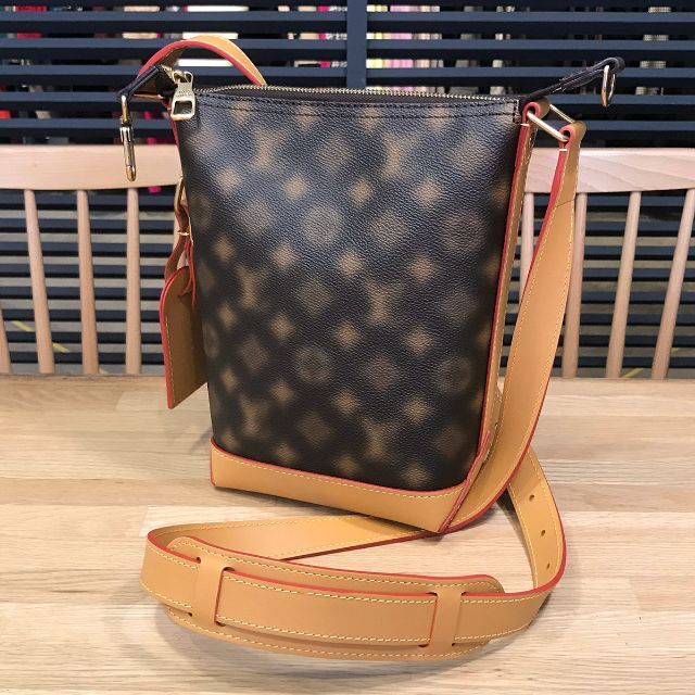 LOUIS VUITTON - 新品未使用 ルイヴィトン ディスイズノットモノグラム ホーボークルーザーPM