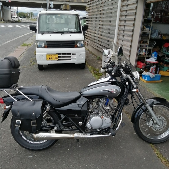 直ぐにツーリングOK 装備充実エリミネーター125 自賠責7年7月スペアパーツ付 2