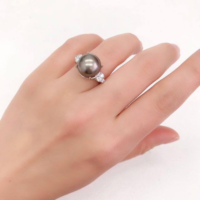 TASAKI(タサキ)のタサキ リング  田崎 黒蝶真珠 11.9mm ダイヤ　0.26 Pt900 レディースのアクセサリー(リング(指輪))の商品写真