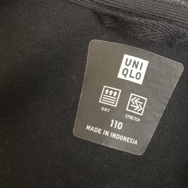 UNIQLO(ユニクロ)のUNIQLOKIDSパーカー♪110美品 キッズ/ベビー/マタニティのキッズ服男の子用(90cm~)(ジャケット/上着)の商品写真