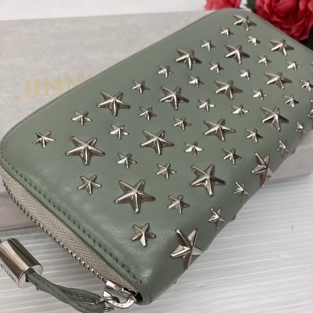 ✨美品✨大人気❤️JIMMY CHOO　エナメルスタッズ　長財布❤️