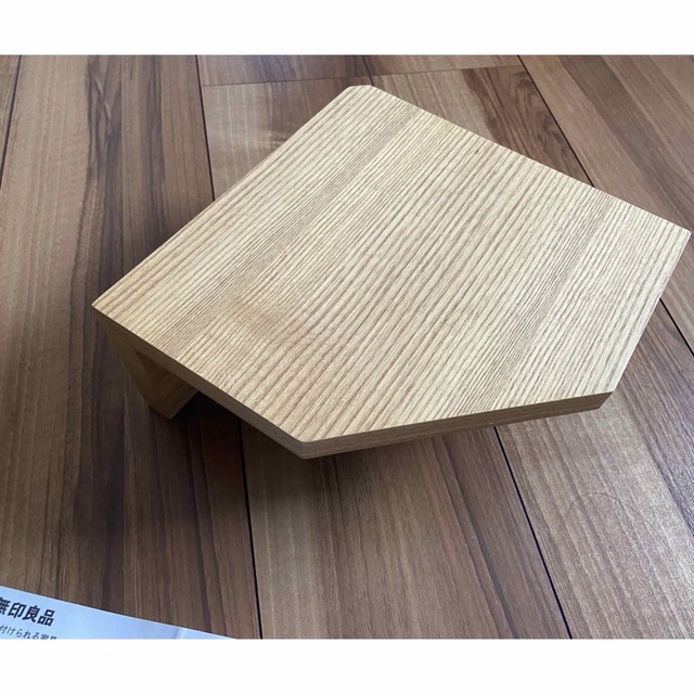 MUJI (無印良品) - 無印良品 壁に付けられる家具 コーナー棚の MUJI (無印良品) - 無印良品 壁に付けられる家具 コーナー棚の
