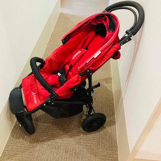 新作入荷!!】 【希少なレッドカラー実用美品】エアバギー ココプレミア