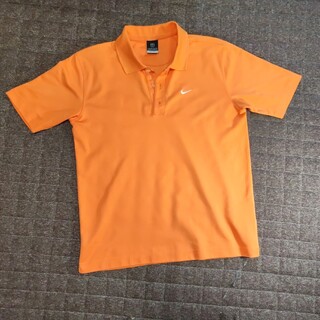 ナイキ(NIKE)のナイキ　ポロシャツ(オレンジ)(ポロシャツ)