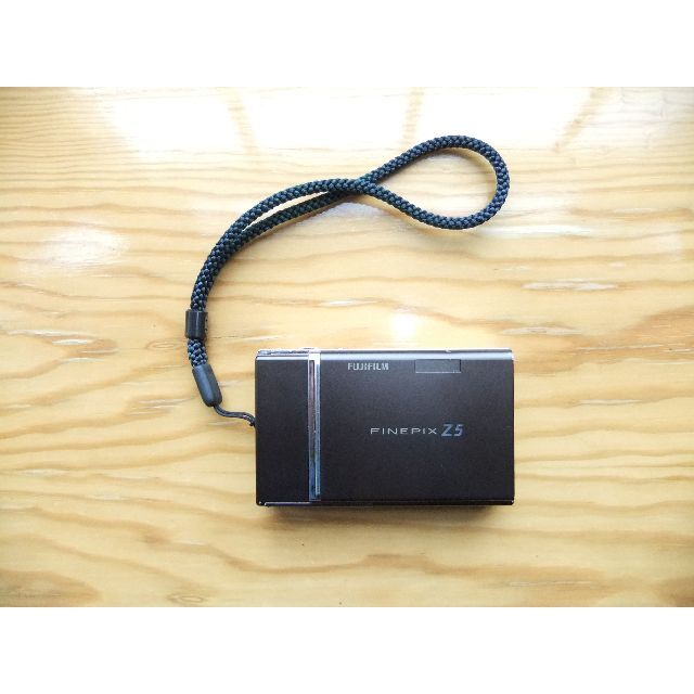 コンパクトデジタルカメラ FUJI FILM FINE PIX Z5FD