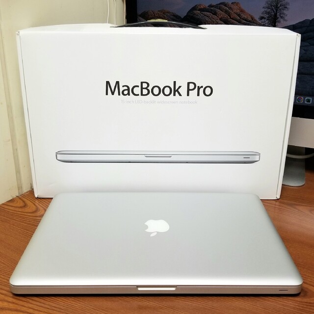 超美品 Macbook Pro 8GB/SSD128GB office付