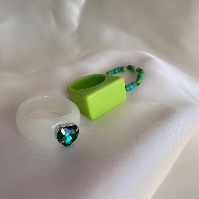 【3個セット】デコレーションリング 宝石 キラキラ レディースのアクセサリー(リング(指輪))の商品写真