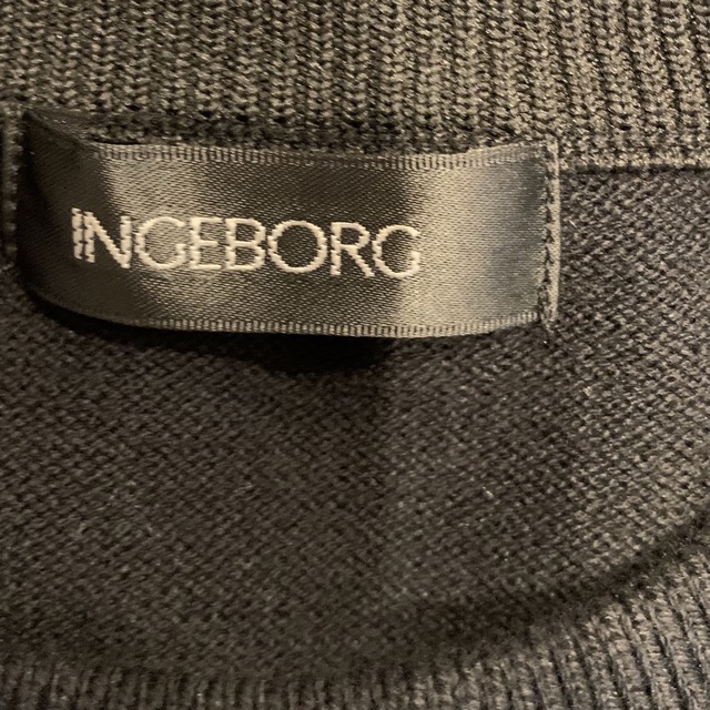 INGEBORG   黒厚手綿セーター 5