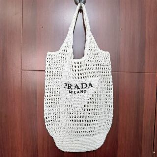 プラダ トートバッグの通販 10,000点以上 | PRADAを買うならラクマ プラダ トートバッグの通販 10,000点以上 | PRADAを買うならラクマ