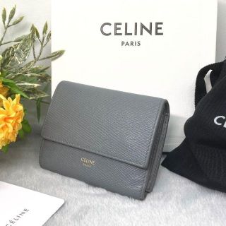 celine - セリーヌ レザー スモールトリフォールド コンパクト