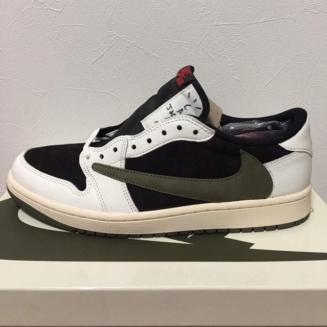 Jordan Brand（NIKE）(ジョーダン)の【20:30迄大幅値下げ】エア ジョーダン 1 LOW x トラヴィス スコット メンズの靴/シューズ(スニーカー)の商品写真