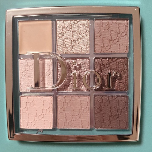Dior(ディオール)のDior バックステージアイパレット 002 クール コスメ/美容のベースメイク/化粧品(アイシャドウ)の商品写真