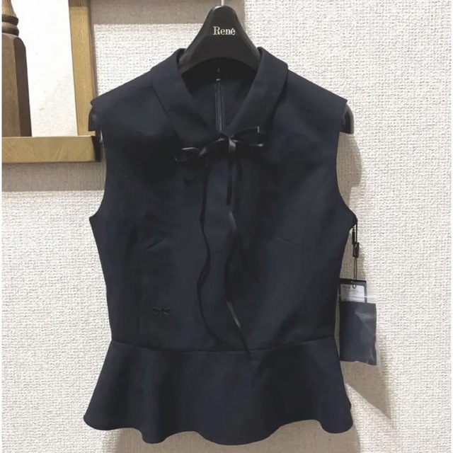 René - 新品 未使用 ルネ Rene フリル カットソー リボン René - 新品 未使用 ルネ Rene フリル カットソー リボン