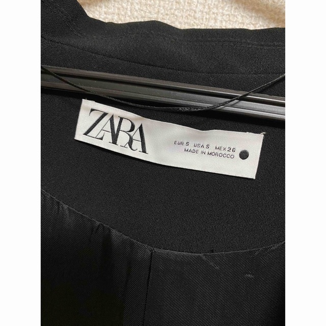 ZARA(ザラ)のZARA ジレ　ベスト　Sサイズ/ブラック レディースのジャケット/アウター(その他)の商品写真