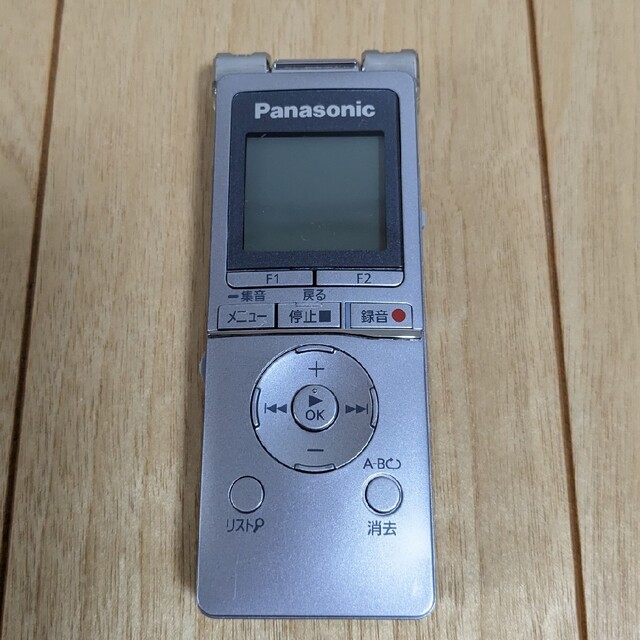 Panasonic(パナソニック)のPanasonic RR-XS460 ICレコーダー　シルバー スマホ/家電/カメラのオーディオ機器(ポータブルプレーヤー)の商品写真