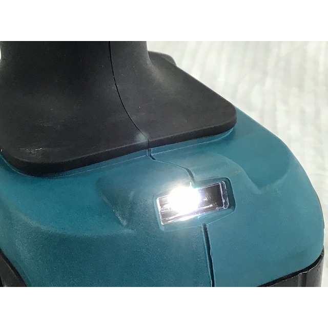 Makita ☆美品☆makita マキタ 18V充電式コーキングガン CG180DZ 本体+ケース付き 電動工具 71211の通販 by  工具販売専門店Borderless(ラクマ店)｜マキタならラクマ