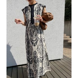 Ameri VINTAGE - 値下げ DAMASK EMBROIDERY LINEN DRESSの通販 by ...