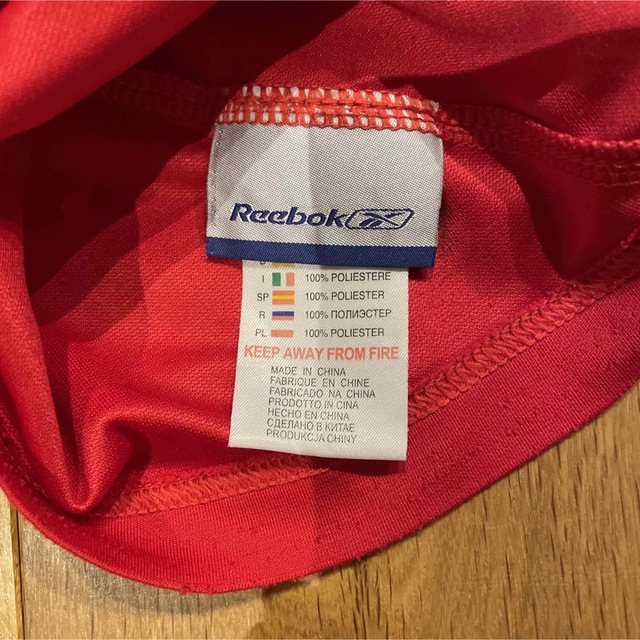 Reebok(リーボック)のリバプール　レプリカ　Tシャツ スポーツ/アウトドアのサッカー/フットサル(ウェア)の商品写真