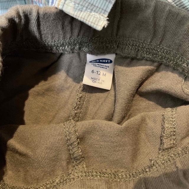 Old Navy(オールドネイビー)のOLD NAVY 半袖シャツ＆ショートパンツセット　6-12M キッズ/ベビー/マタニティのベビー服(~85cm)(シャツ/カットソー)の商品写真