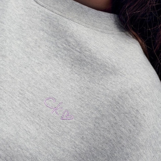 すぐ発送可能! Jennie for Calvin Klein クルーネックスウェット