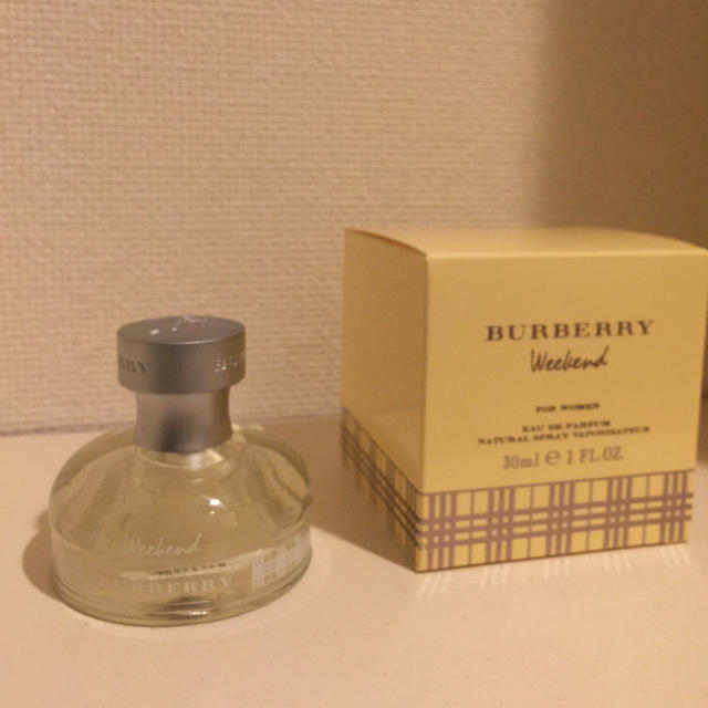 BURBERRY(バーバリー)のバーバリー ウィークエンド 香水 コスメ/美容の香水(香水(女性用))の商品写真