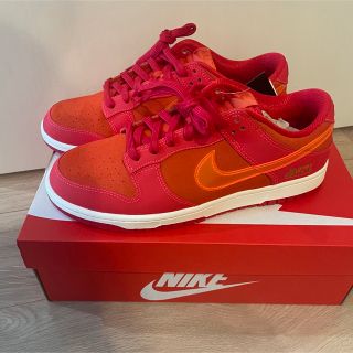 ナイキ(NIKE)のナイキ ダンク LOW ユニバーシティレッド(スニーカー)