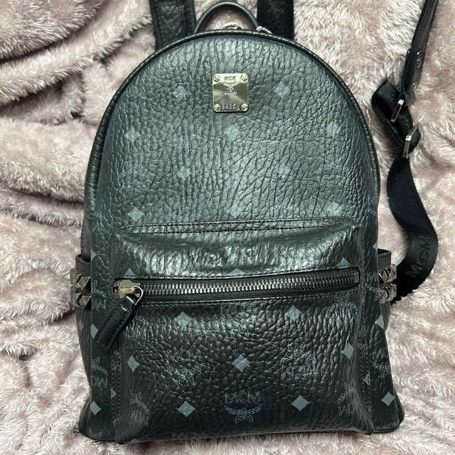 MCM バックパック M 黒