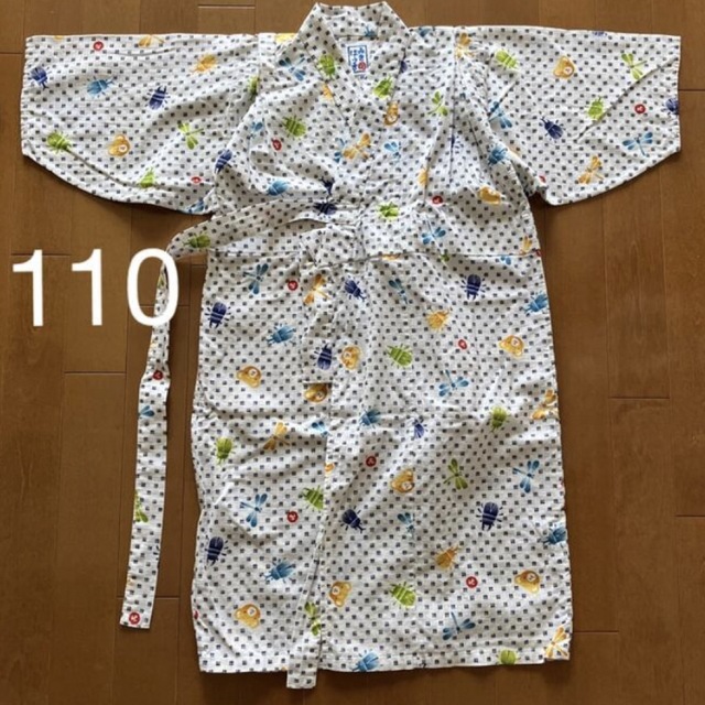 mikihouse(ミキハウス)のミキハウス＊浴衣 クワガタ・とんぼ柄 110 キッズ/ベビー/マタニティのキッズ服男の子用(90cm~)(甚平/浴衣)の商品写真