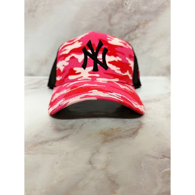 NEW ERA(ニューエラー)のNewera 9forty ニューヨークヤンキースピンクカモメッシュ キャップ メンズの帽子(キャップ)の商品写真