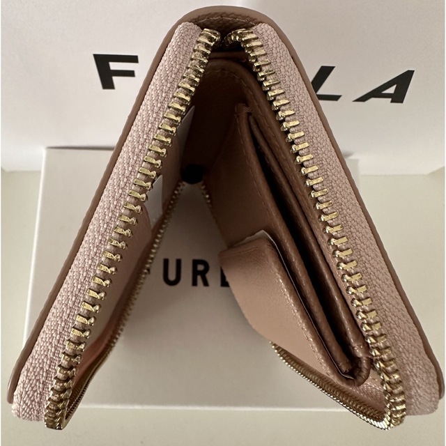 【新品 未使用】FURLA ジップアラウンド 折財布 ムーンストーン