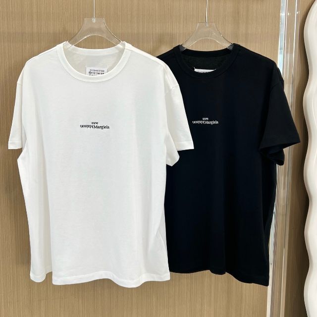 MaisonMargiela レギュラーフィットコットンロゴ Tシャツ-