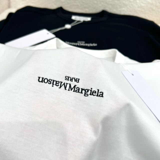 MaisonMargiela レギュラーフィットコットンロゴ Tシャツ-