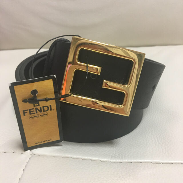 FENDI(フェンディ)の新品本物☆ フェンディ  ベルト 110-125 メンズのファッション小物(ベルト)の商品写真