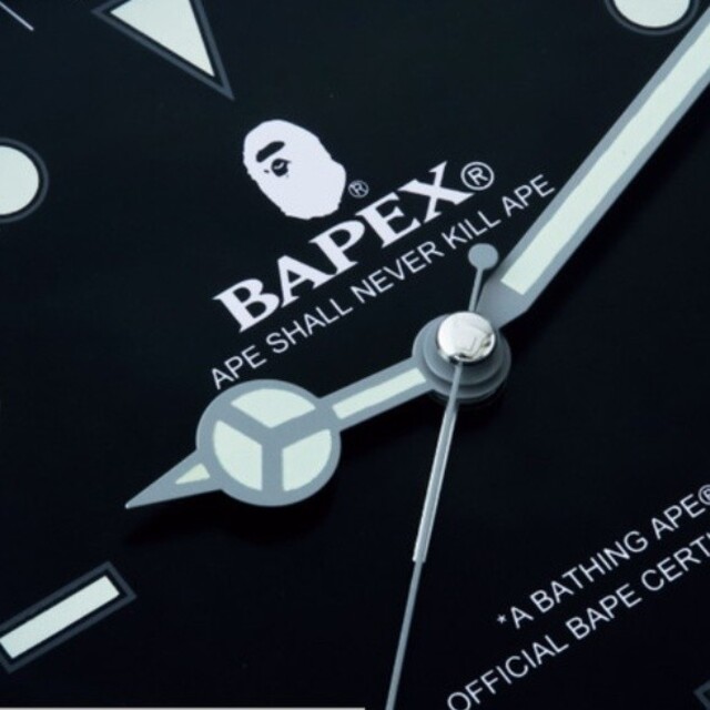 A BATHING APE(アベイシングエイプ)の新品☆A BATHING APE 置き時計 壁掛け時計 インテリア/住まい/日用品のインテリア小物(置時計)の商品写真