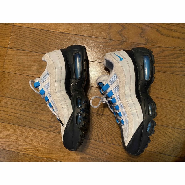 NIKE(ナイキ)のNike air max 95 レーサーブルー レディースの靴/シューズ(スニーカー)の商品写真