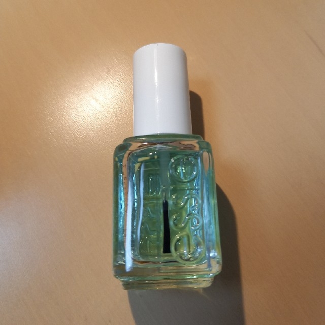 Essie(エッシー)のエッシーベースコート Essie First Base Coat 13.5 ml コスメ/美容のネイル(ネイルトップコート/ベースコート)の商品写真