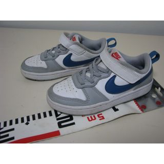 ナイキ(NIKE)のNIKE ナイキ　18cm  us12c  スニーカー　キッズ　中古(スニーカー)