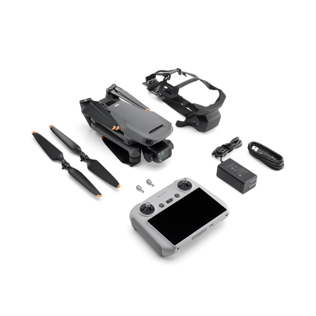 新品 DJI Mavic3 Classic(RC付属) 国内正規品 エンタメ/ホビーのおもちゃ/ぬいぐるみ(ホビーラジコン)の商品写真