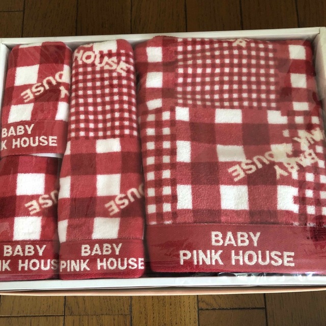 PINK HOUSE(ピンクハウス)のA.R.E予約品🐯 インテリア/住まい/日用品の日用品/生活雑貨/旅行(タオル/バス用品)の商品写真